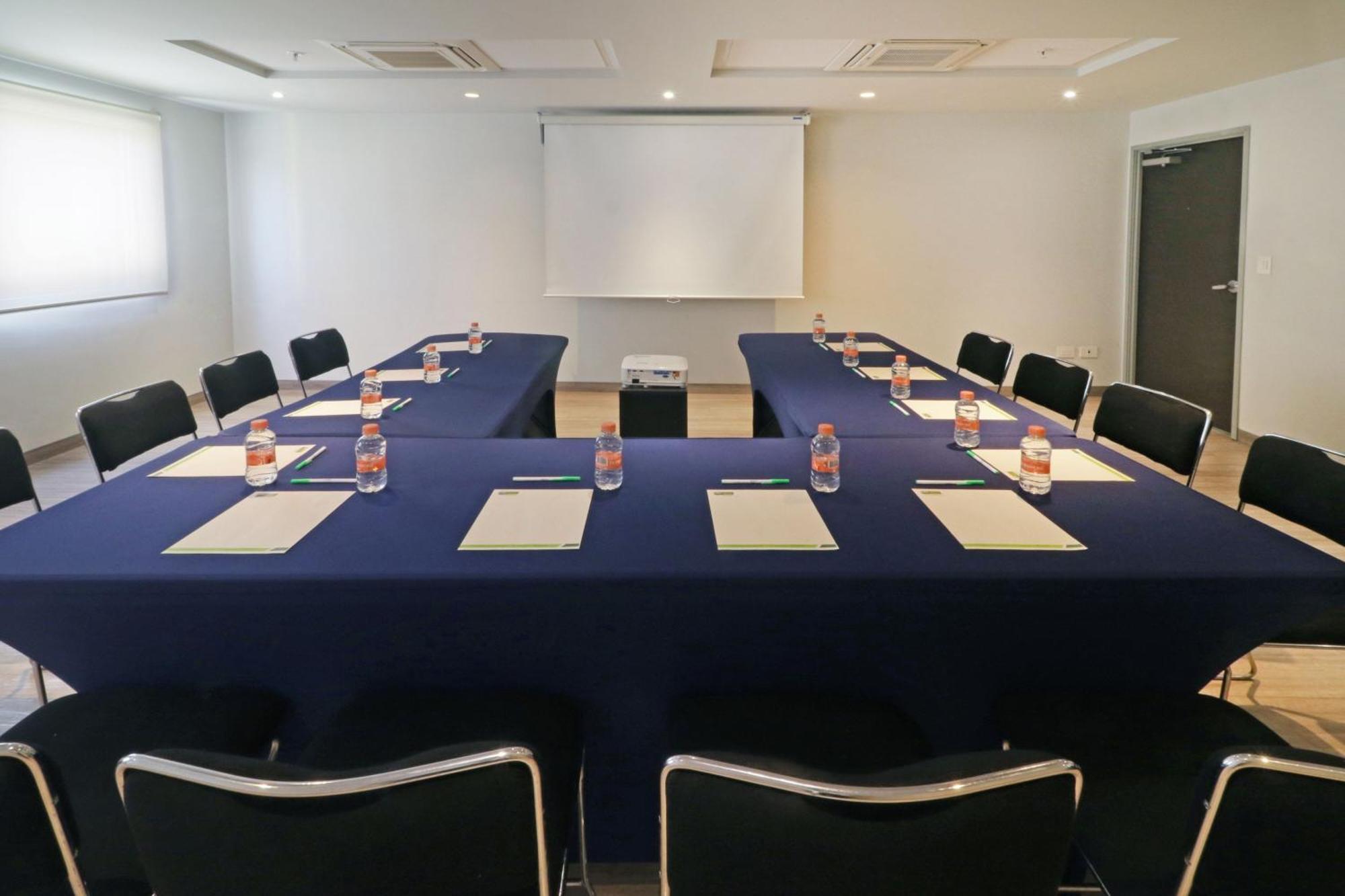 City Express Junior By Marriott Puebla Angelopolis Buitenkant foto