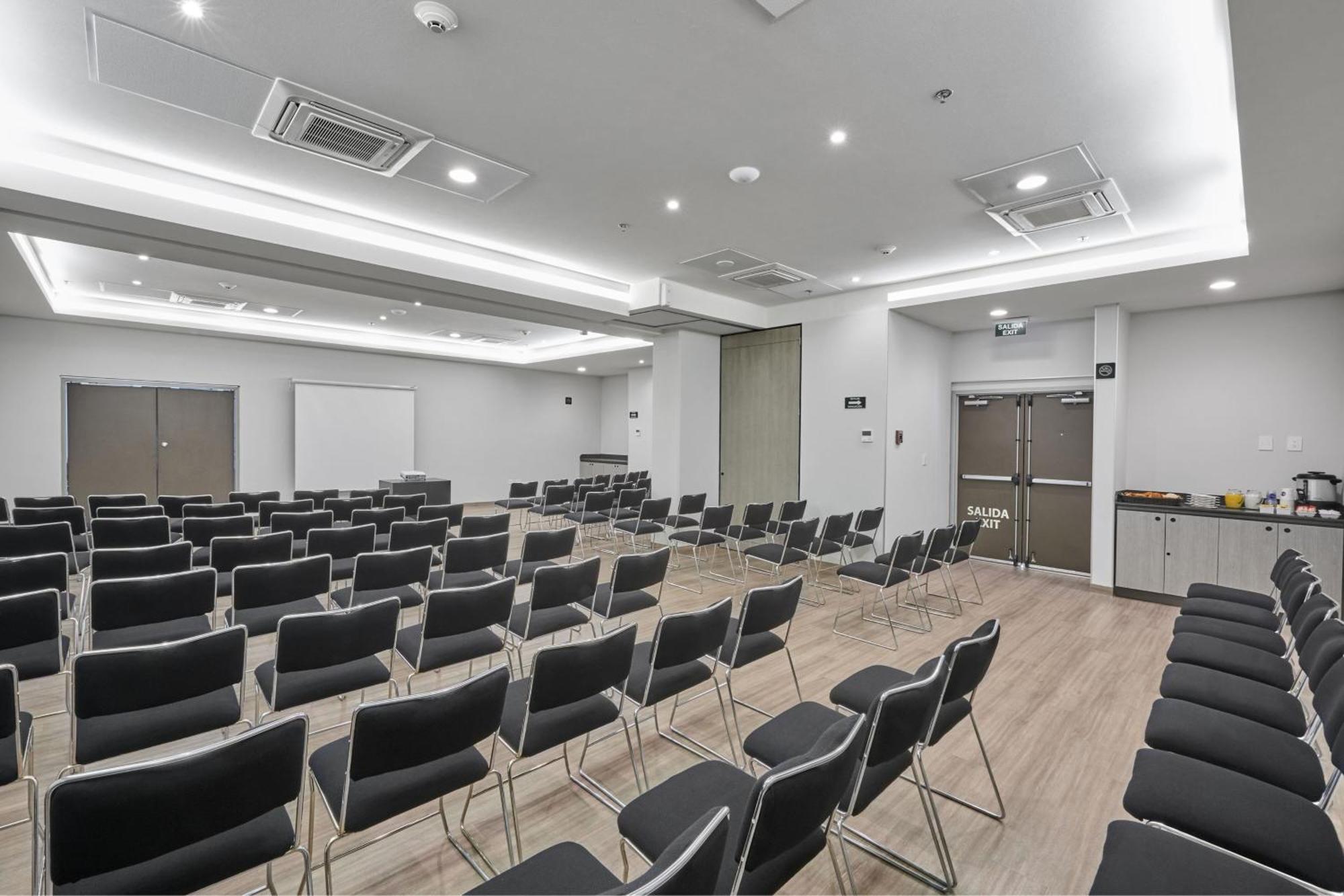 City Express Junior By Marriott Puebla Angelopolis Buitenkant foto